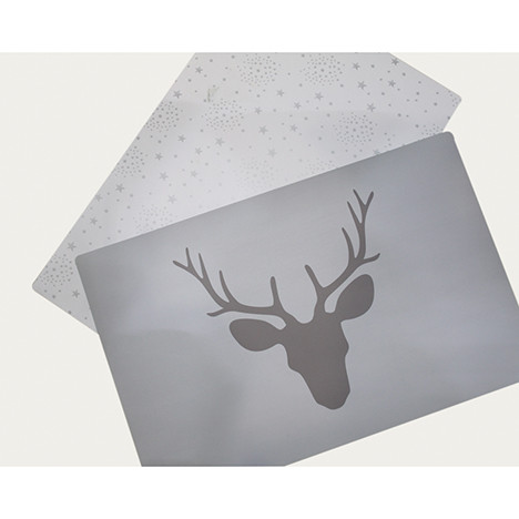 Place mat grey 44x28,5cm with deehead or stars