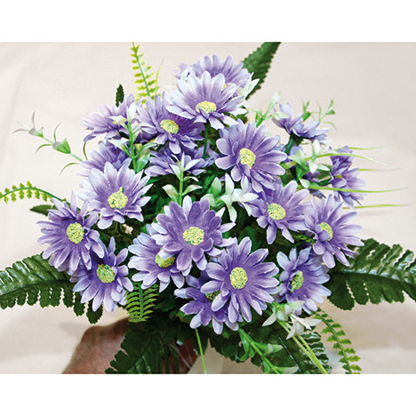 Bouquet with 28 flower heads and 21 leaves
