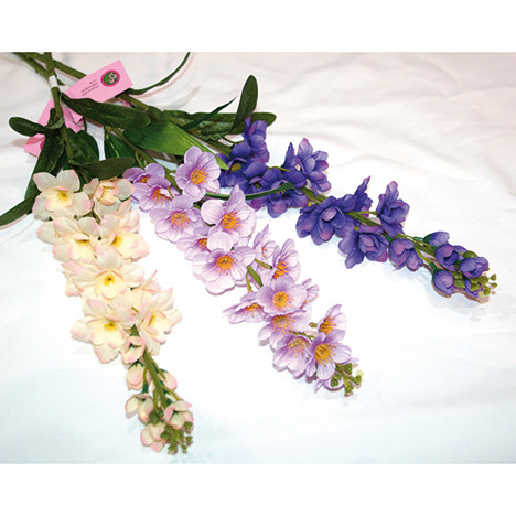 Rittersporn XL 70cm m. 19 Köpfen 3 Farben sort.