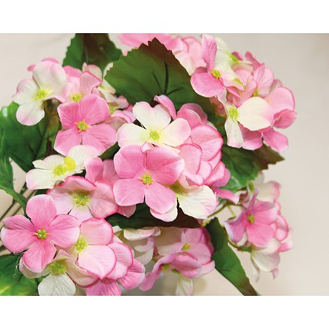 Violet bouquet with 24 flowers 35x29cm