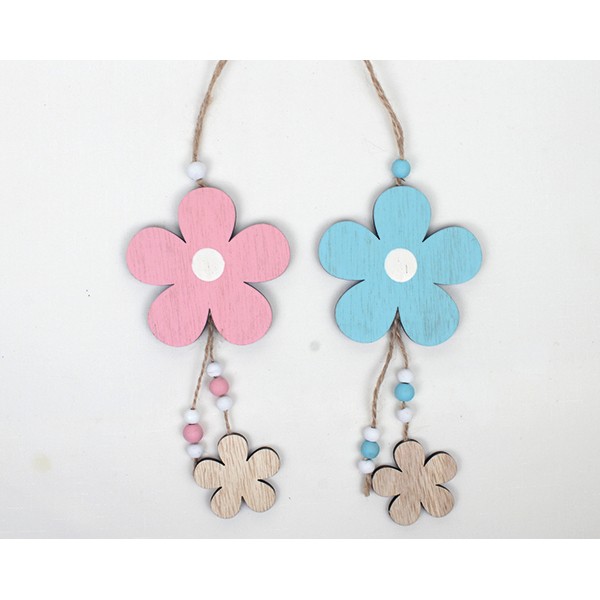 Wooden hanger 'Flowers' 17x8cm w. 2 flowers