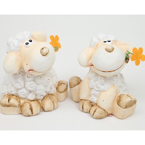 Sheep with flower sitting 7x6x5cm 2 poses assort.