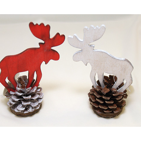 Wooden elk on fir cone 11,5x6,5x4,5cm